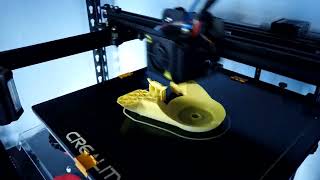 3D Printing Timelapse: Bobomb From Mario, Feet and Key