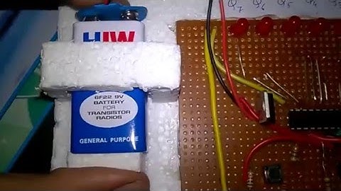 Serial In Parallel Out shift register using 74HC595 and push buttons
