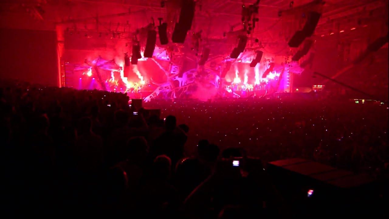 Qlimax 2009 | Official Q-dance Aftermovie