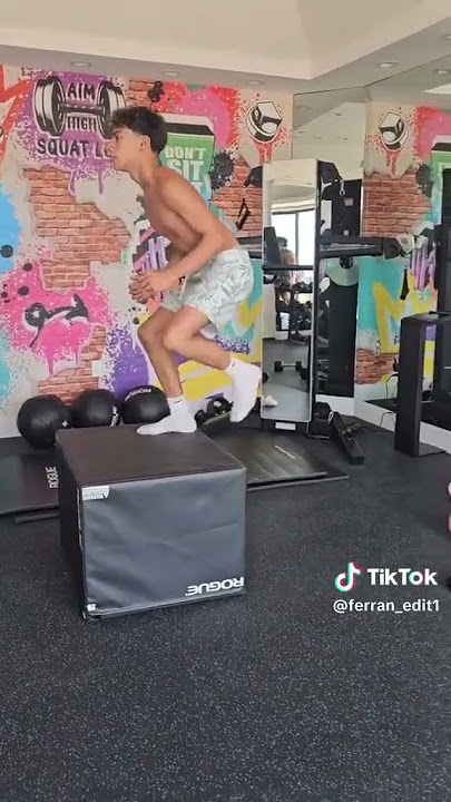 Ferran's push-ups are insane🤯🔥🔥#royaltyfamilyshorts