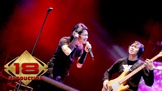 Video thumbnail of "Gigi - Kepastian Yang Ku Tunggu (Live Konser Semarang 20 Mei 2008)"