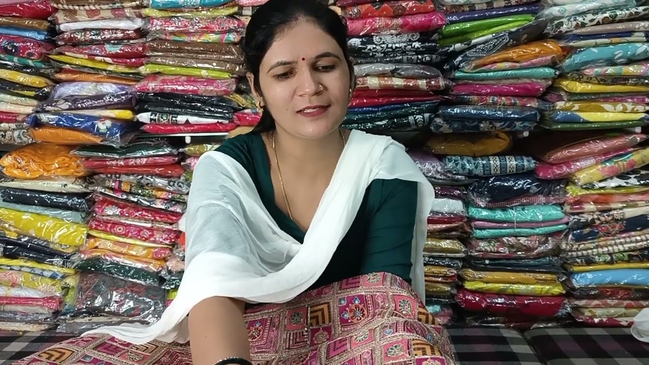 करवा चौथ स्पेशल पार्टी वियर फैब्रिक -9306367674