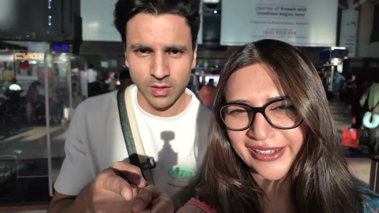 Finally shaadi mein pahunch gaye | Saale sahab ki shaadi | Divek Vlogs ♥️