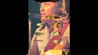 Watch Carl Perkins Daddy Sang Bass video