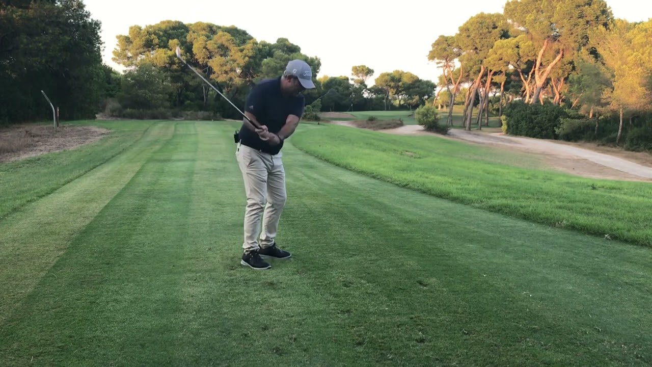 Fundamentos del swing de golf