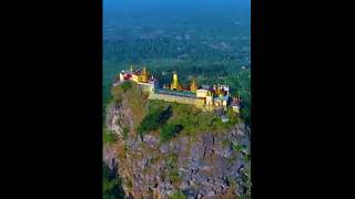 El Increible Monte Popa en Myanmar