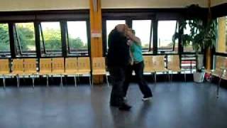 Salsa Fun Improver routine 25/08/2010