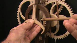 Secundus wooden clock