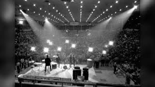 The Beatles Everbody's Trying to Me My Baby [Live At Sam Houston Coliseum] (Evening 1965)