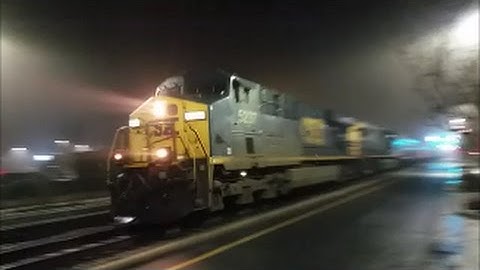 [CSXT]5237 GE ES40DC-306 CW44AC Leads Q141-20 Through Fay NC Headed SB & Nice Sounding 1st Gen K5HL