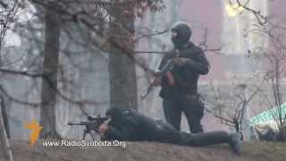Милиция стреляет на поражение в протестующих