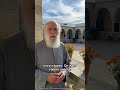 Бог един и Он дарует нам жизнь; Ему одному мы должны поклоняться!