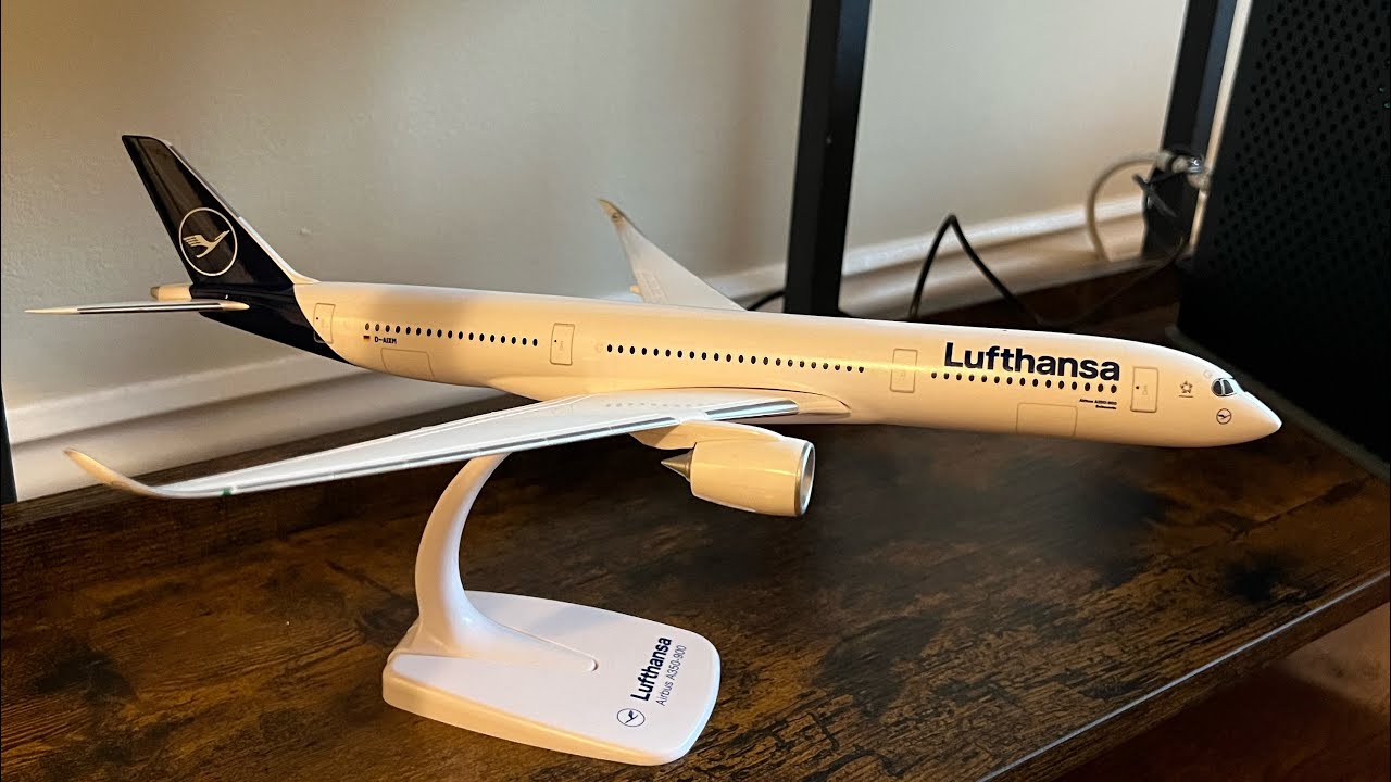 Avion Collection Luftwaffe Maquette Avion Airbus A350-900 Luftwaffe - Échelle 1:200 - Herpa Snap-Fit - Modèle Collection Avec Support