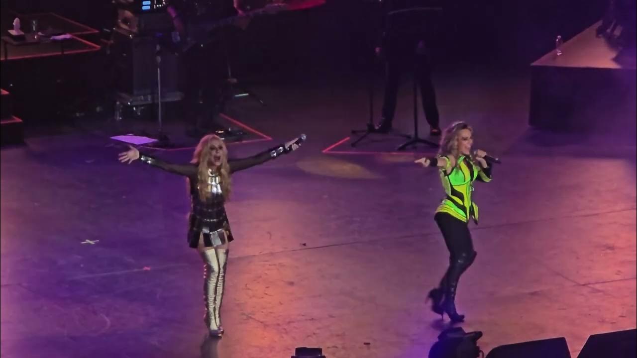 Fey & Marta Sánchez - Azúcar Amargo - Dancing Queens @feyoficial @martasanchezvideo Fey & Marta Sánchez - Azúcar Amargo - Dancing Queens @feyoficial @martasanchezvideo