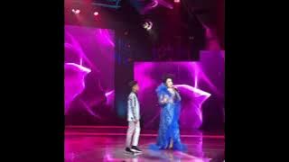 Kakak bertrand ft bunda rita 'menunggu' di grand final kontes kdi 2019