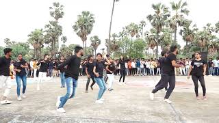 AVIH EEE DANCE
