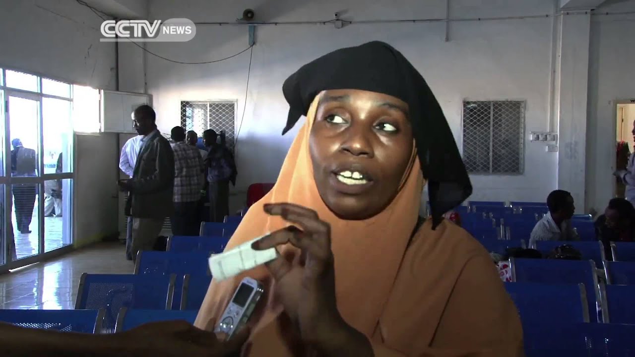 Deported Somalis Arrive in Somalia.