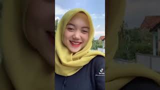 KU KIRA RATA TERNYATA WOW TikTok Jilbab Cantik @femitanabilla Ig:  femitanabilla