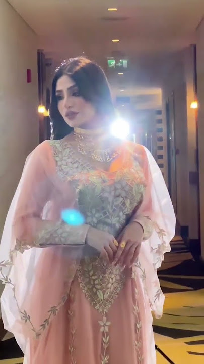 arabic girls dress & fashion in Dubai!