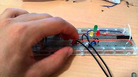 PIC16F88 microcontroller Clever Button project