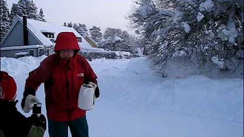 Siberian Snow Bomb using boiling water