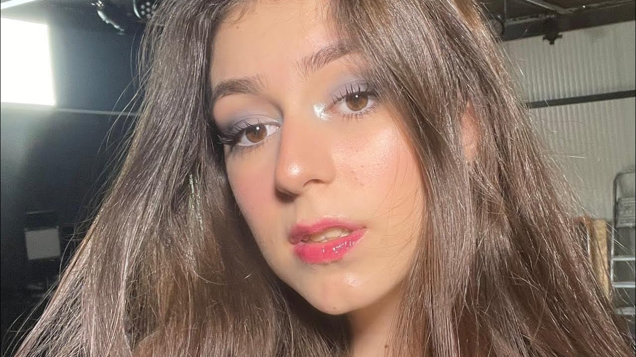 Genie In A Bottle (Christina Aguilera); Cover by Beatrice Florea