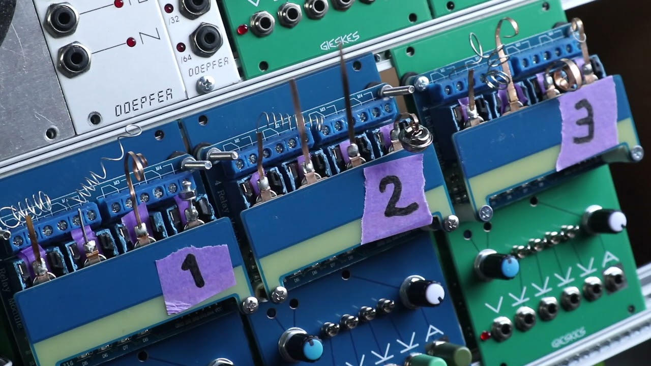 Gijs Gieskes / 4 Relay モジュラーシンセ 4 Relay Module: 1,2,3,4,5 - YouTube