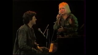 Maryla Rodowicz i Grzegorz Turnau - Tak naprawdę nie dzieje się nic (LIVE 1991)