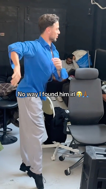 The Dancing Blue Shirt Guy🕺