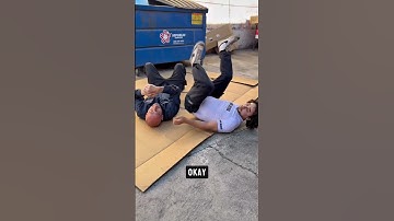 What to do in the mount #Selfdefense #Graciejiujitsu #Jiujitsu #fyp #foryou #foryoupage #react #how