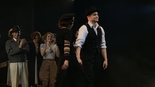 Bonnie and Clyde 2022 featuring Jeremy Jordan- 18th of January west end curtain bow 🤍🤍