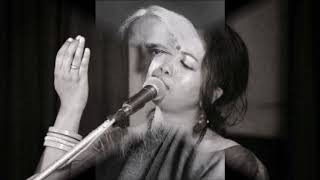 Sunala Sunala Balika Rakha Kusuma Malika/Vanusingha Padabali/Maitreyee/Rabindrasangeet