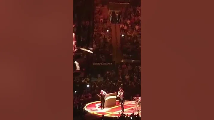 U 2 - Lady Ga Ga - NYC - MSG