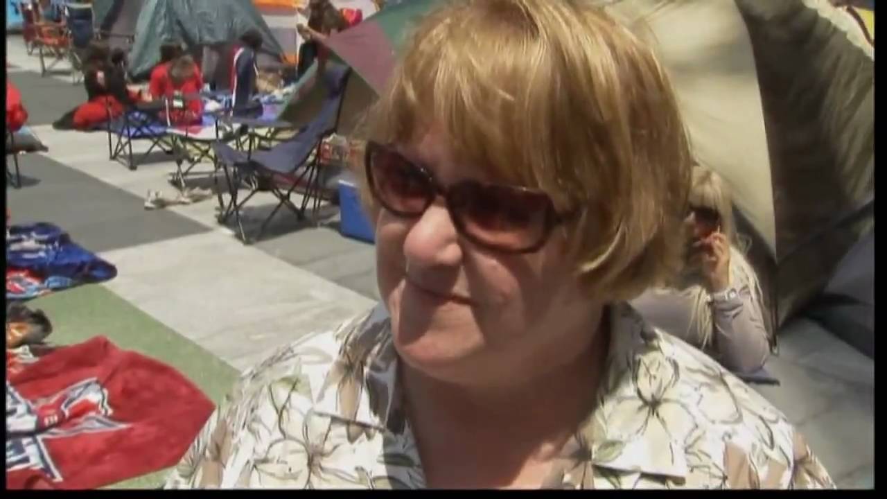 Twilight fans camp out ahead of LA premiere