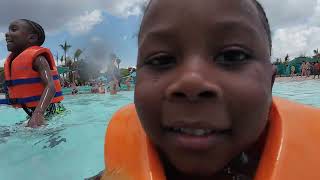 Aquatica Water Park  💦 Mediaeval Times 🐎 Day 1 
