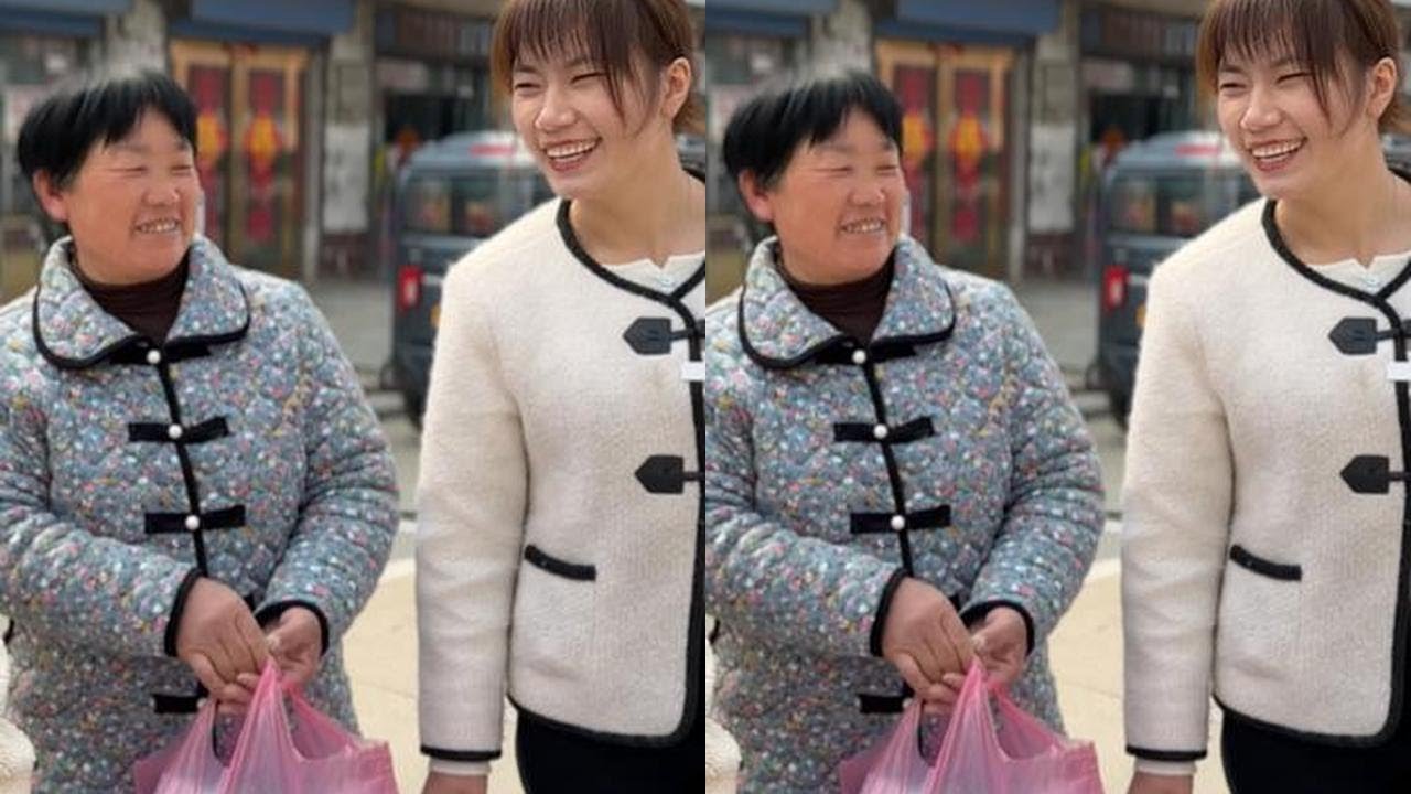 弟媳三胎孕晚期，老妈准备待产包，婴儿用品选蓝色，希望儿女双全#三胎