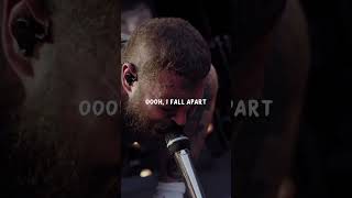 i fall apart live 🎥 #postmalone #lyrics