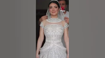 عروسة بفستان فرح فرعوني ايه علاقة ليلى زاهر 