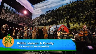 Willie Nelson & Family - It's Hard to Be Humble (Live at Farm Aid 2023)