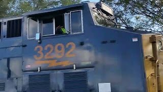 CSX Q401-17 ET44AH Horn Shots And A Very Awesome Train!