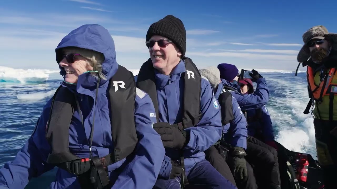 ⁣Choosing Your HX Expedition: Antarctica