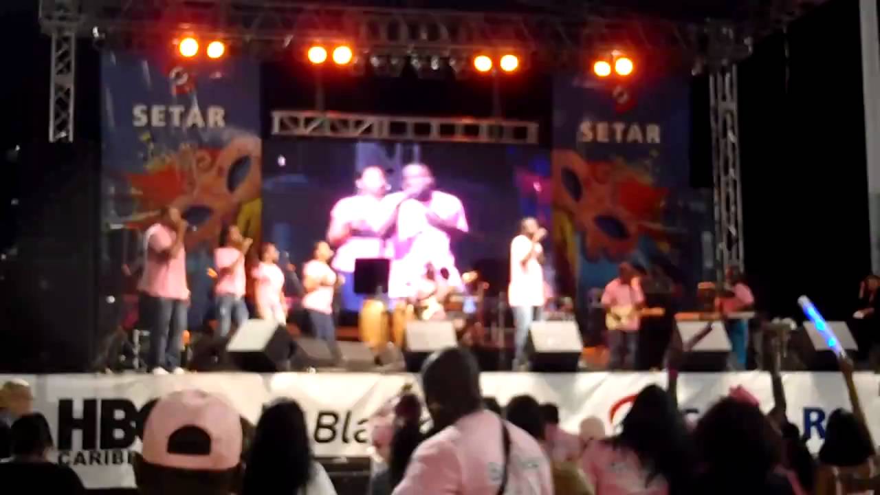 Le Groove Pre Finals 2011-Warm up SONG