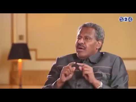 رجل الاعمال صلاح ادريس في تعظيم الشيوخ اهل الله المساكين الضعفاء تقبيل اليد تجانية السودان