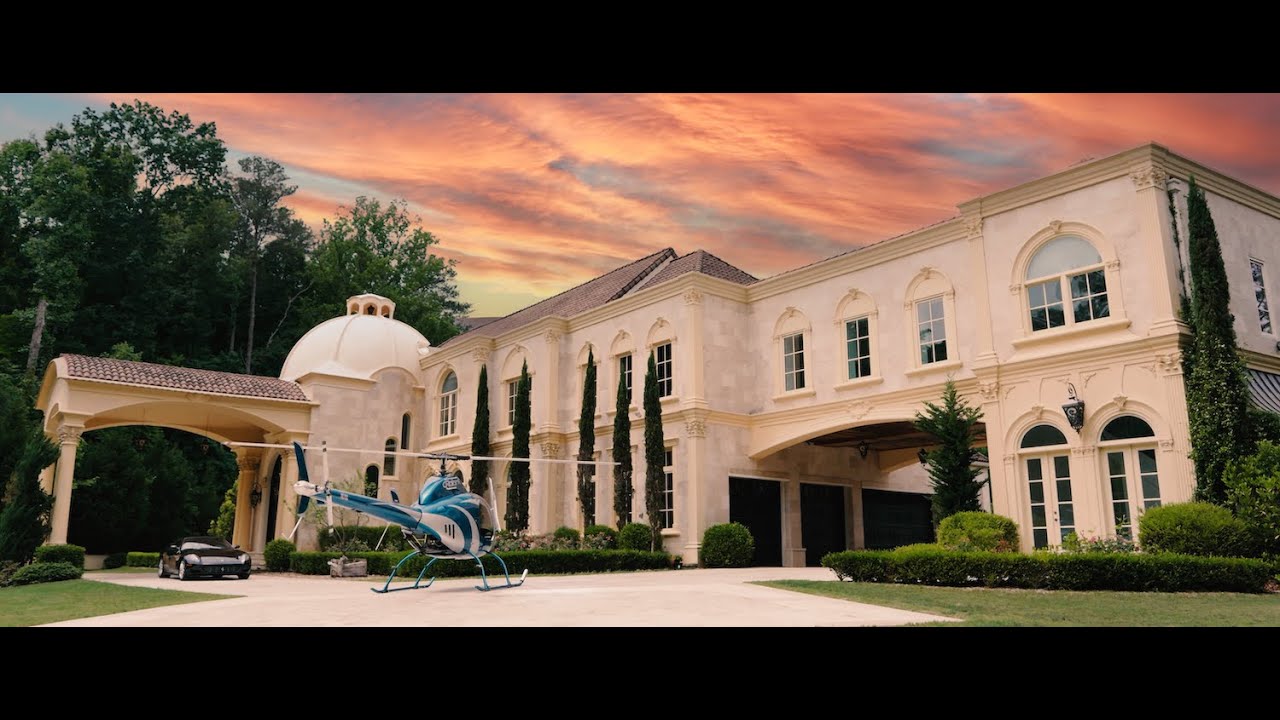 Hosting a Party in an 8 Million Mansion Riverside Drive, Atlanta, GA