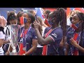 AU COEUR DE LA CÉLÉBRATION DES FÉMININES DU PSG!