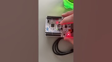 EE3501 Lab4 No.2 (LED on/off Toggle)