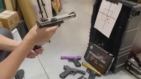 JK Army tests the new WE Galaxy pistol