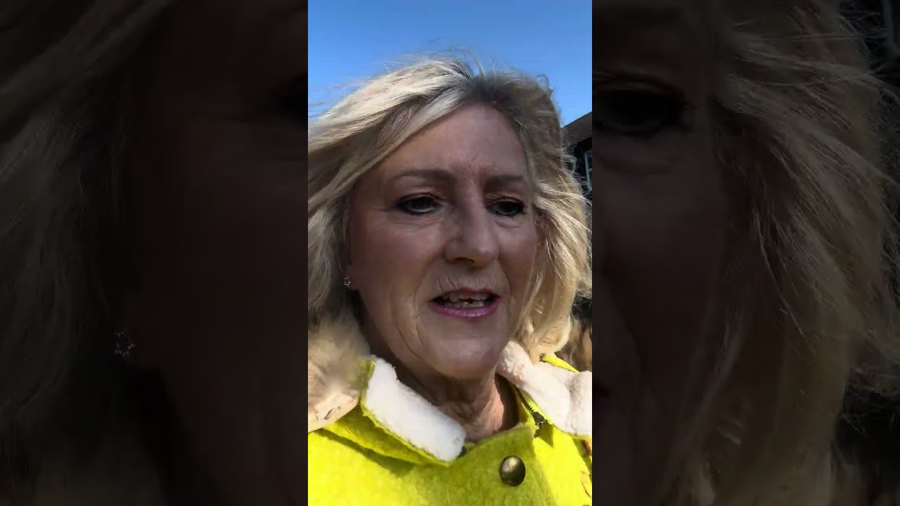 Walk talk be happy Sallys back with fashion tips xx