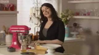 Naughty Nigella Kitchen (Comedy mash-up of clips from the series)