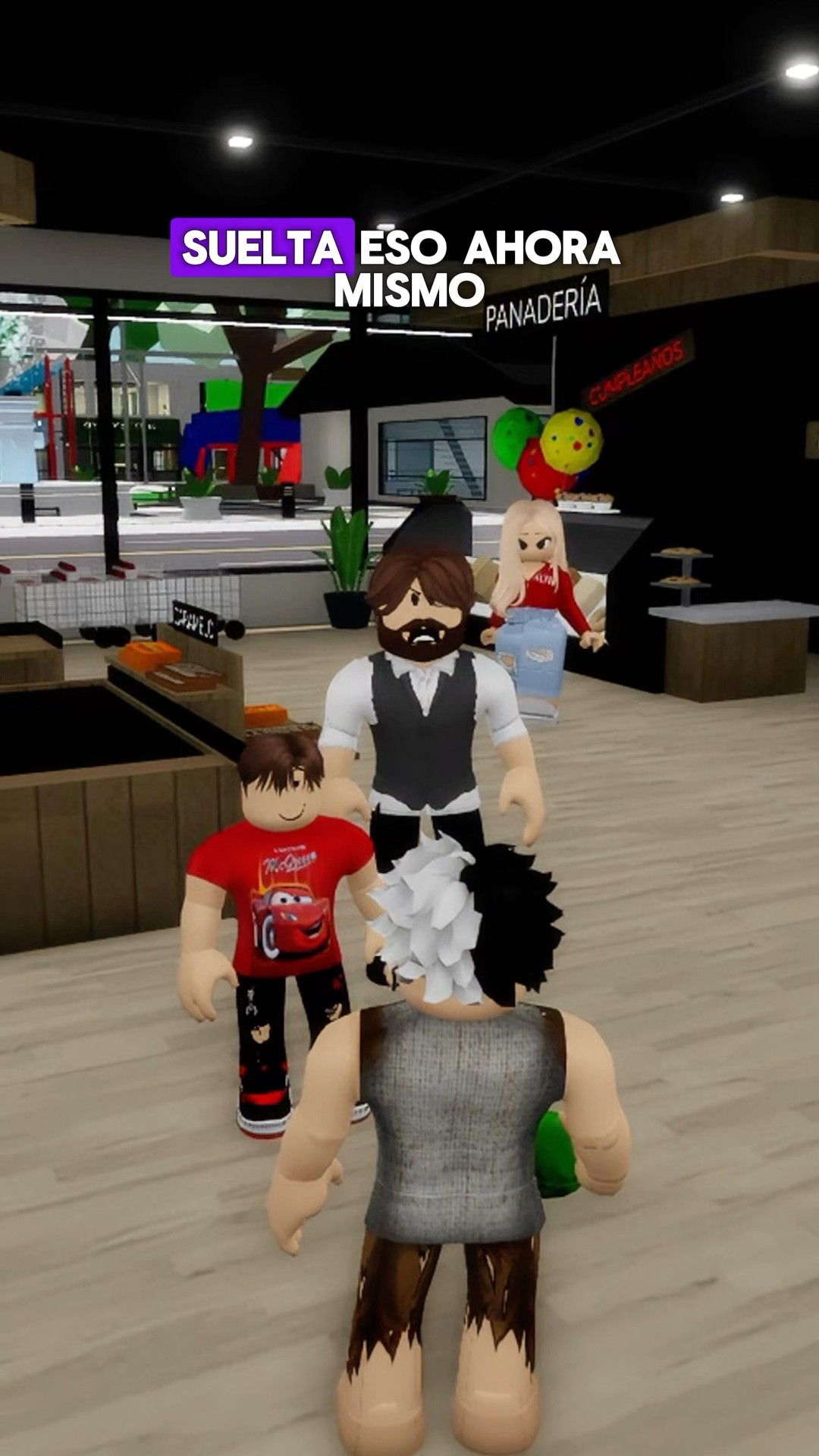 ME ECHAN DEL MERCADO POR SER POBRE #roblox #brookhaven #shorts #historiasderoblox #roleplay